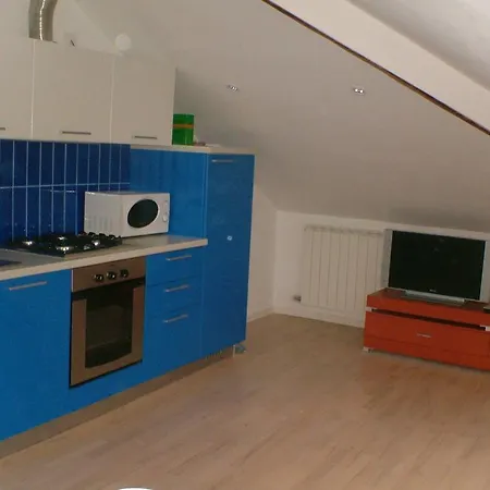 Otto - Bilocale Ad Apartamento *